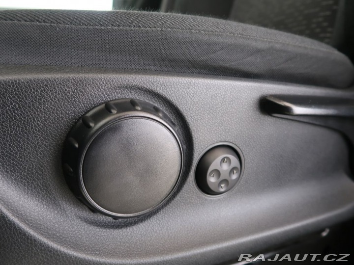 Mercedes-Benz Vito 2.0CDI,1Maj,FamilyTourerL 2021