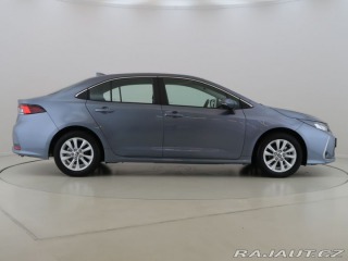 Toyota Corolla 1.5VVT-i,CZ,1Maj,Comfort 2024