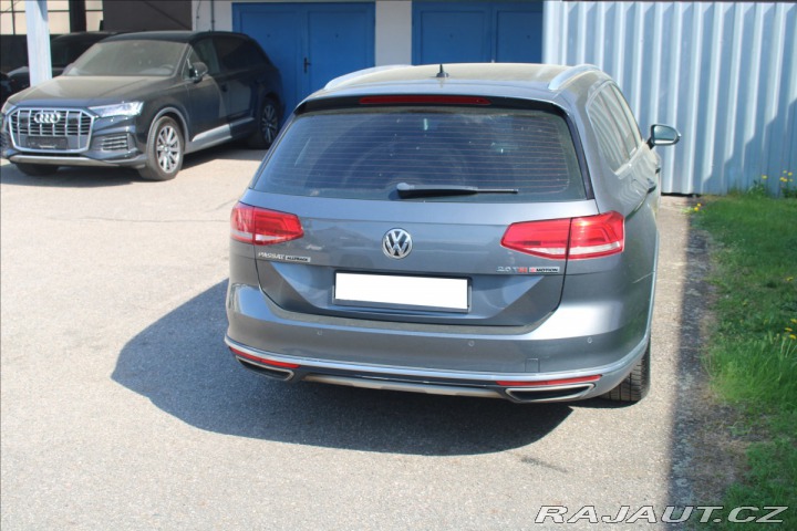 Volkswagen Passat 2,0 TSi Alltrack Highline 1800