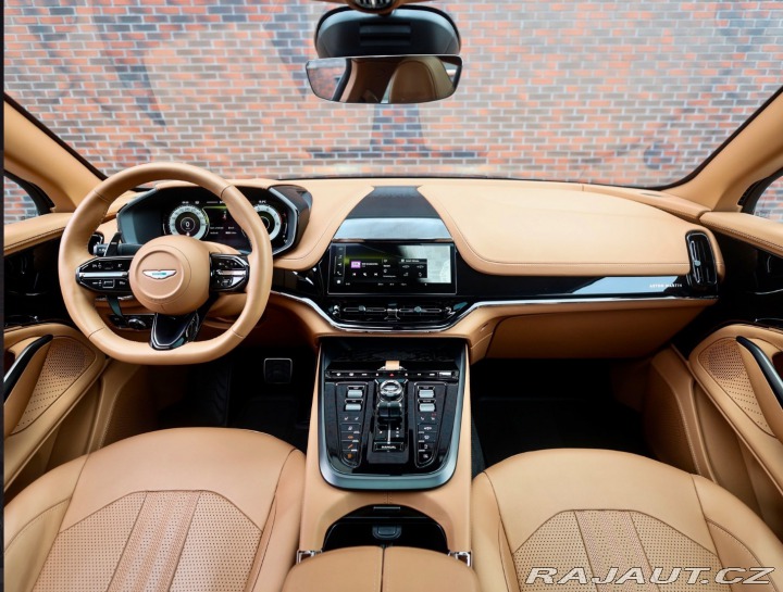 Aston Martin DBX 707, 4.0 V8 707PS | Mino 2025