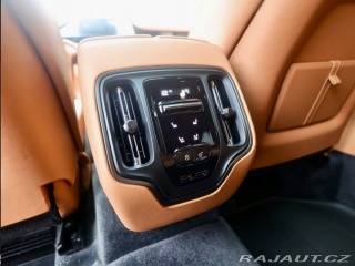 Aston Martin DBX 707, 4.0 V8 707PS | Mino 2025