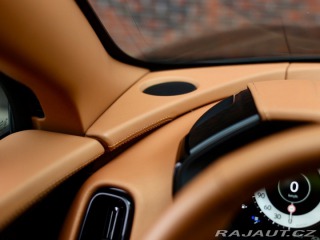 Aston Martin DBX 707, 4.0 V8 707PS | Mino 2025
