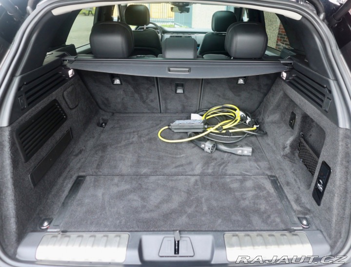 Land Rover Range Rover Sport P550e Autobiography, TOP 2024