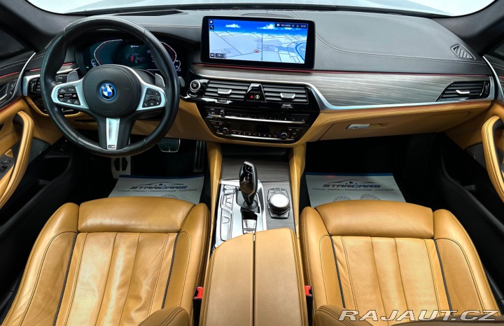 BMW 5 545e xDrive M Sport / La 2021