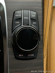 BMW 5 545e xDrive M Sport / La 2021