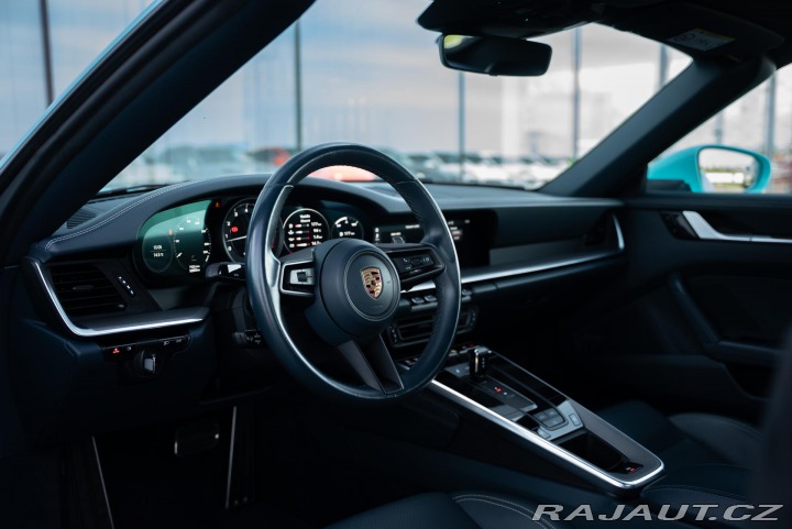 Porsche 911 Carrera 4 2020