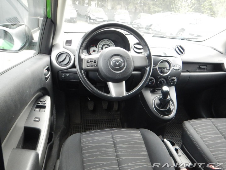 Mazda 2 1.4i, 63 kW, KLIMA 2009