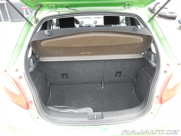 Mazda 2 1.4i, 63 kW, KLIMA 2009