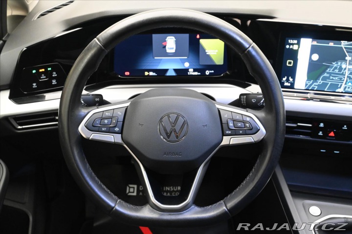 Volkswagen Golf 1,5 TSI 96kW Life Záruka 2024