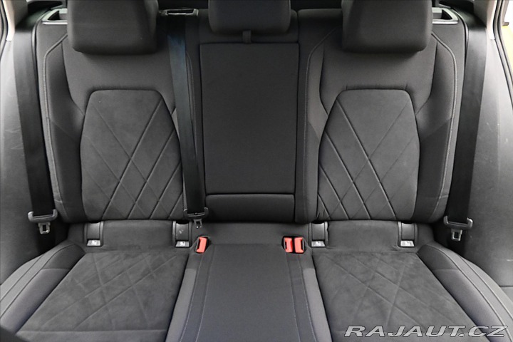 Volkswagen Golf 1,5 TSI 96kW Life Záruka 2024