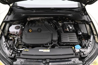 Volkswagen Golf 1,5 TSI 96 kW Life Záruka 2024