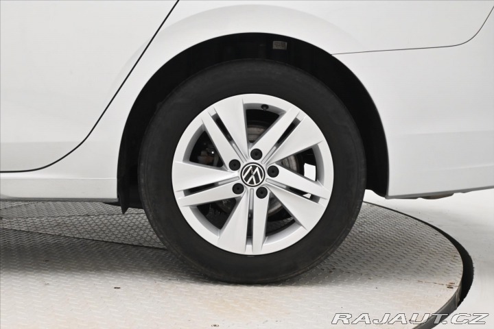 Volkswagen Golf 2,0 TDI 110kW Life LED Zá 2023