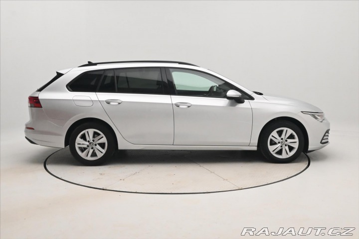 Volkswagen Golf 2,0 TDI 110kW Life LED Zá 2023