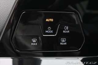 Volkswagen Golf 2,0 TDI 110kW Life LED Zá 2023