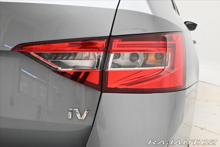 Škoda Superb 1,4 TSI iV 160 kW DSG Sty 2020