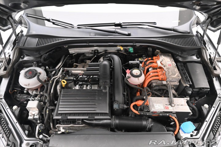 Škoda Superb 1,4 TSI iV 160 kW DSG Sty 2020