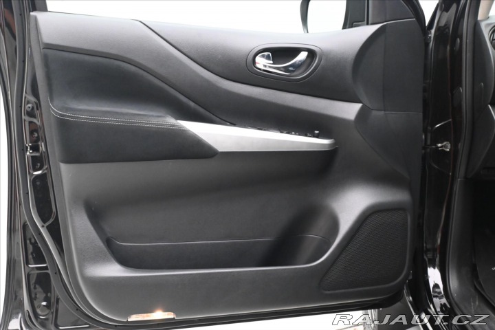 Nissan Navara 2,3 dCi 140kW AT6 4x4 Zár 2018