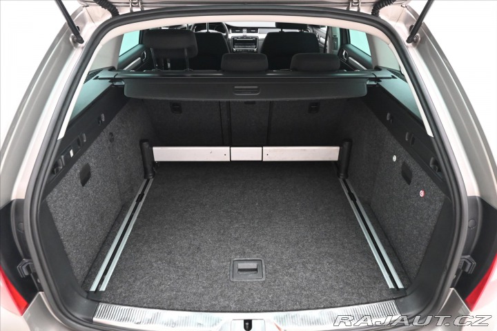 Škoda Superb 2,0 TDI 103 kW DSG Ambiti 2012