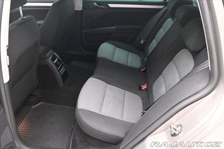 Škoda Superb 2,0 TDI 103 kW DSG Ambiti 2012