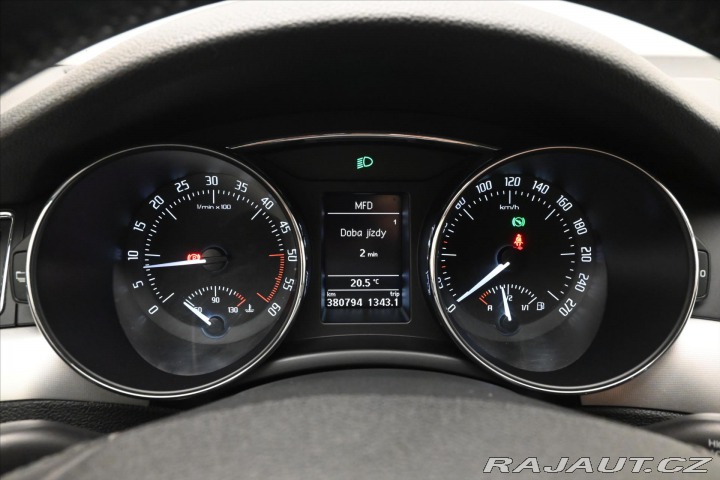 Škoda Superb 2,0 TDI 103 kW DSG Ambiti 2012