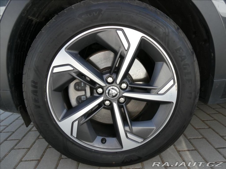 Jaguar E-Pace 2,0 D165,R-Dyn SE,1.maj,Č 2024