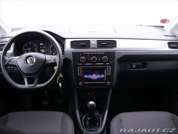 Volkswagen Caddy 2,0 TDI Aut.klima Tažné 2016