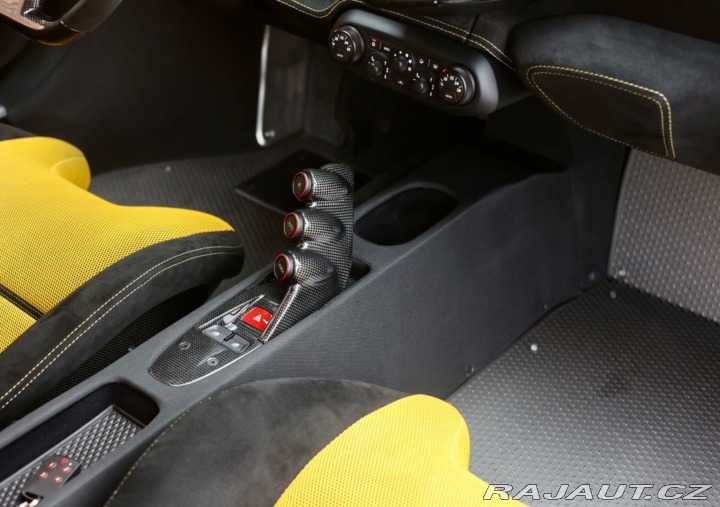 Ferrari 458 Speciale 605PS | Giallo 2015