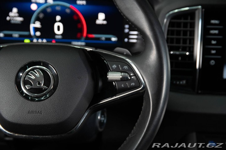 Škoda Karoq 2.0 TDI EVO SCR Style 4x 2023