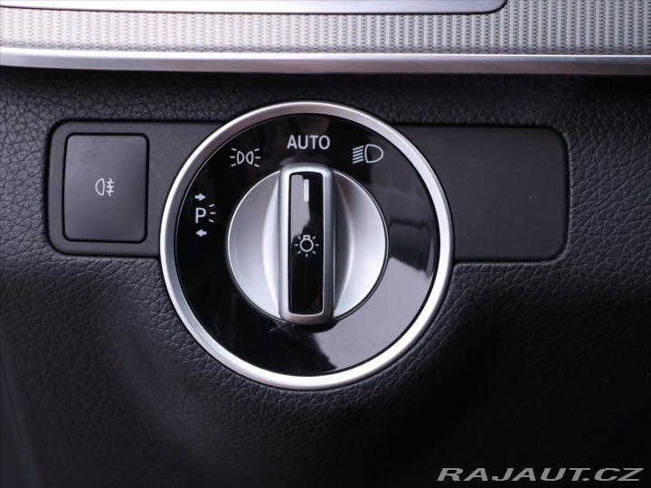 Mercedes-Benz E 2,1 Bluetec 100kW Avantga 2015