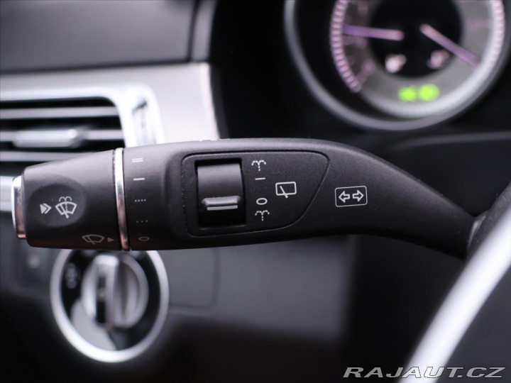 Mercedes-Benz E 2,1 Bluetec 100kW Avantga 2015