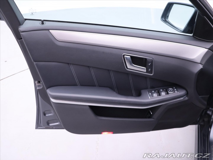 Mercedes-Benz E 2,1 Bluetec 100kW Avantga 2015