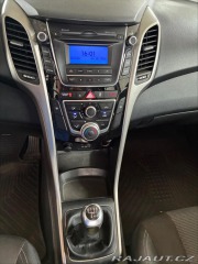 Hyundai i30 1,4 CVVT 73kW CZ Tažné 2015