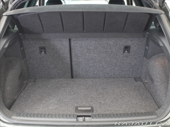Seat Arona 1,0 TSi DSG Xperience 5L. 2025
