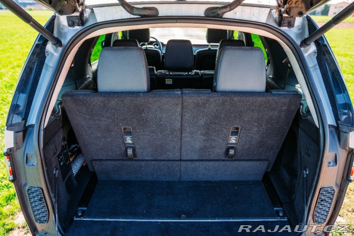 Land Rover Discovery 3,0   HSE, 7 mist, servis 2017
