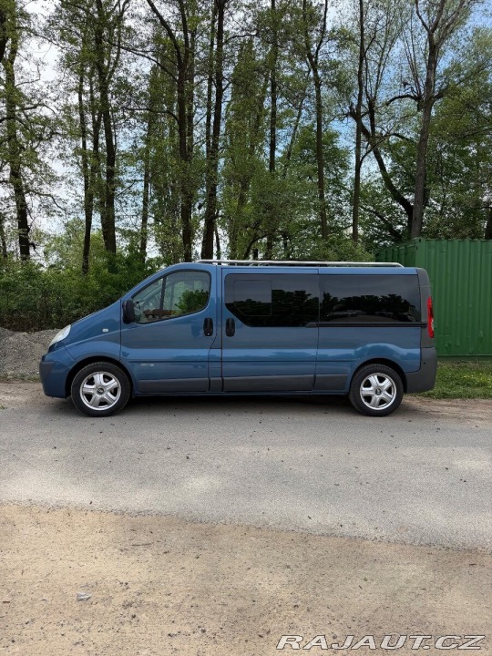 Renault Trafic 2,5   dci Long Camper 2013