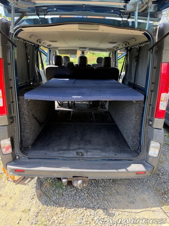 Renault Trafic 2,5   dci Long Camper 2013