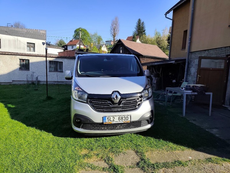 Renault Trafic 1,6   dCi, 92kW, 8 míst