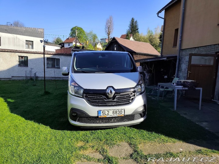 Renault Trafic 1,6   dCi, 92kW, 8 míst 1800