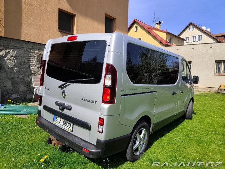 Renault Trafic 1,6   dCi, 92kW, 8 míst 1800