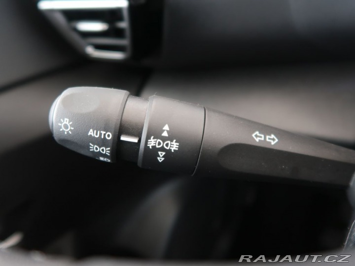 Citroën C4 1.2PureTech,96kW,Manuál 2024