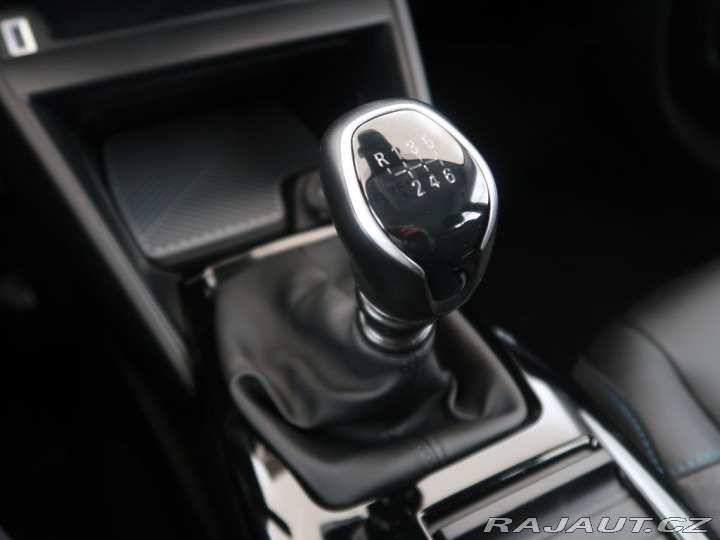 Citroën C4 1.2PureTech,96kW,Manuál 2024