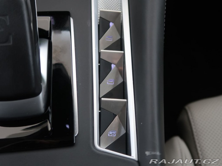 Ostatní značky Ostatní modely DS Automobiles DS9 1.6 PHEV 360 4x4 OPERA PR 2023
