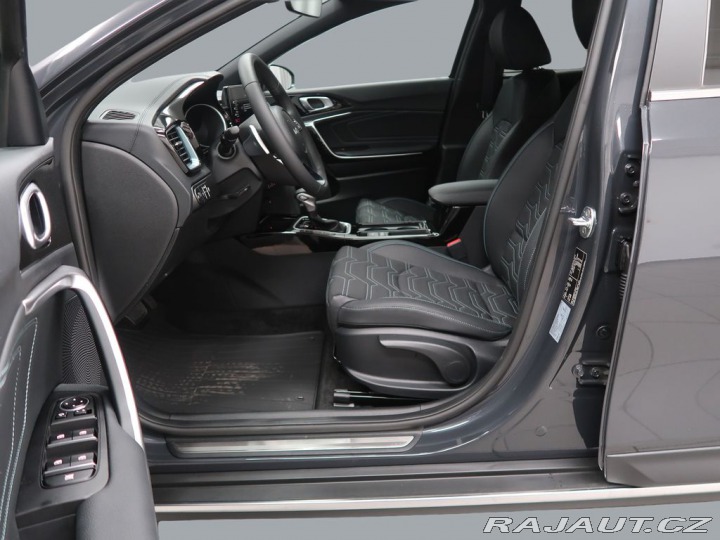 Kia XCeed STEEL EDITION - K odběru 2026