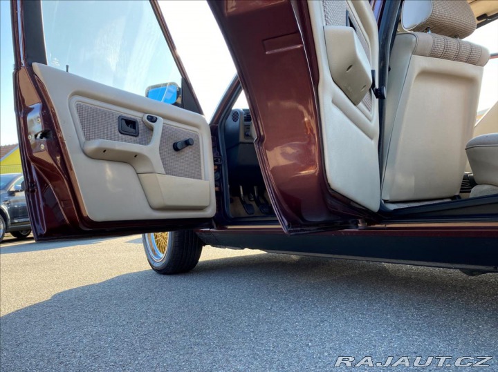 BMW 3 2.7 325e 114.450km! Plná 1987