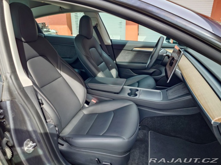 Tesla Model 3 L.R.Dual Motor 366KW REZE 2022