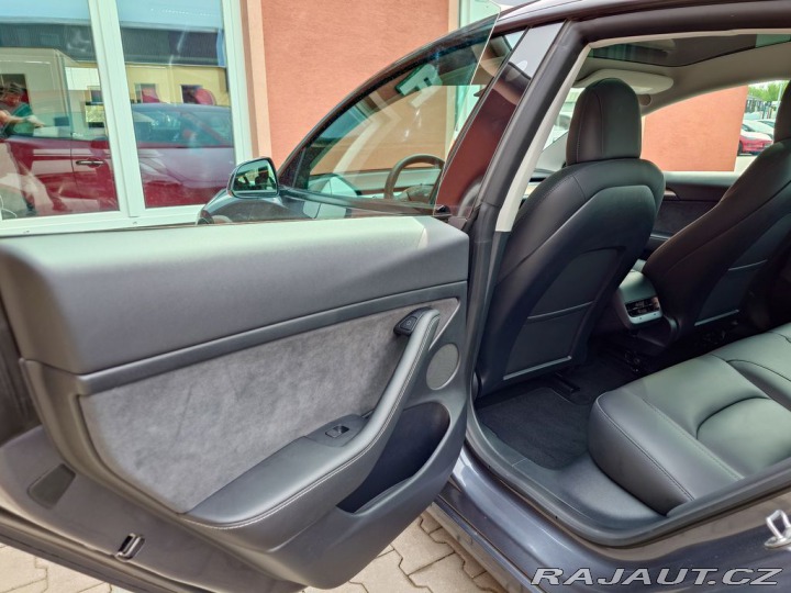 Tesla Model 3 L.R.Dual Motor 366KW REZE 2022