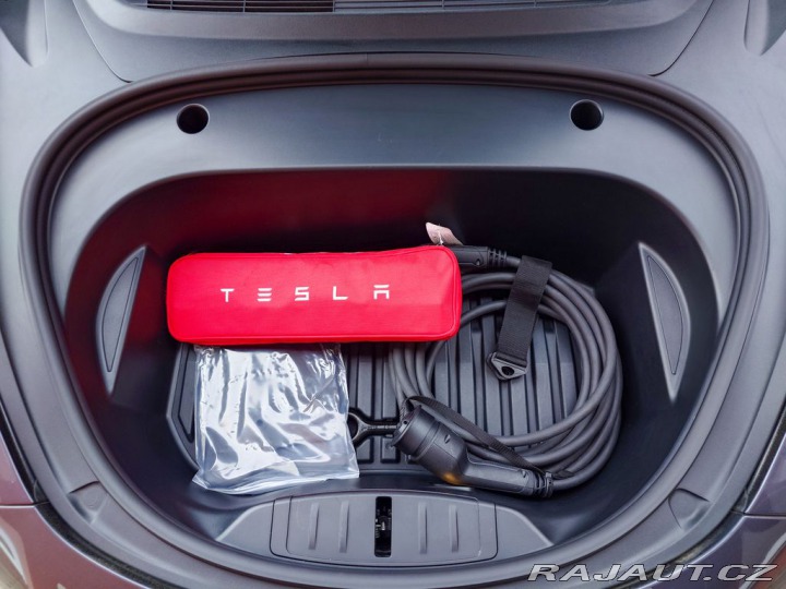 Tesla Model 3 L.R.Dual Motor 366KW REZE 2022