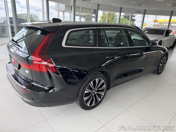Volvo V60 T6 AWD Recharge*REZERVACE 2022