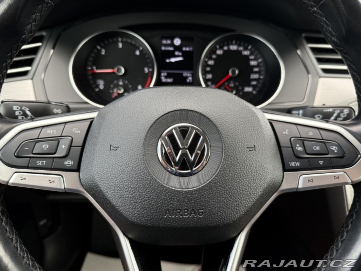 Volkswagen Passat 2,0TDI R-Line Design Navi 2020
