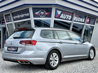 Volkswagen Passat 2,0TDI R-Line Design Navi 2020